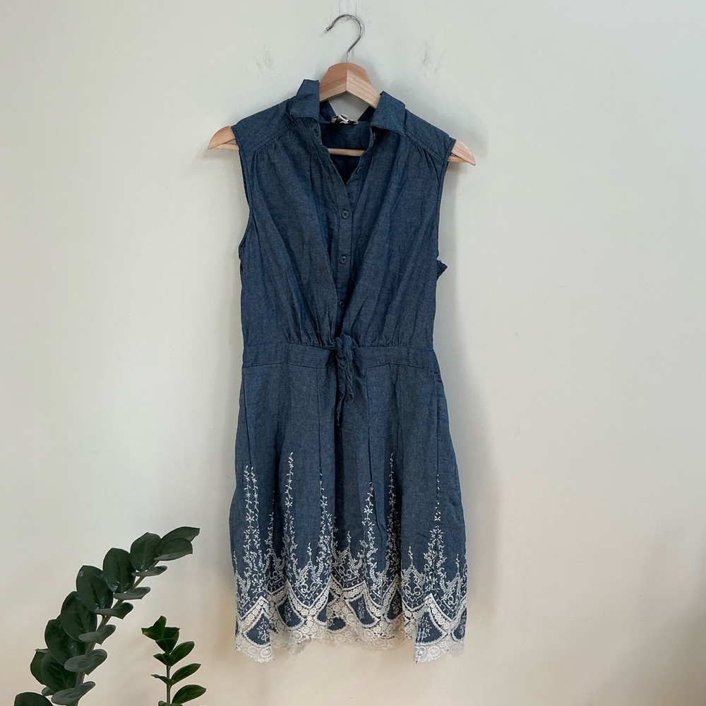 Beige by eci Denim Style Embroidered Sleeveless Dress Size 8